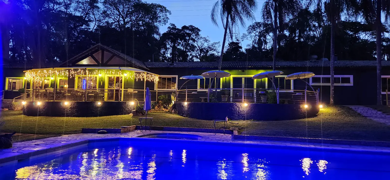 Terraço à noite